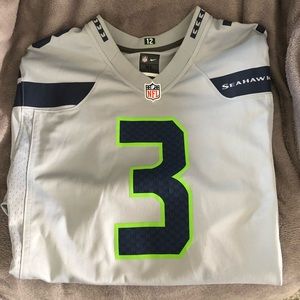 Men’s Seahawks jersey.  Authentic Nike NFL.  XL